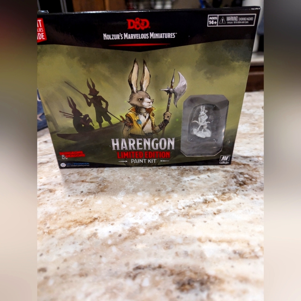 D&D. Nolzur's Marvelous Miniatures Harengon Paint Kit - Limited Edition.